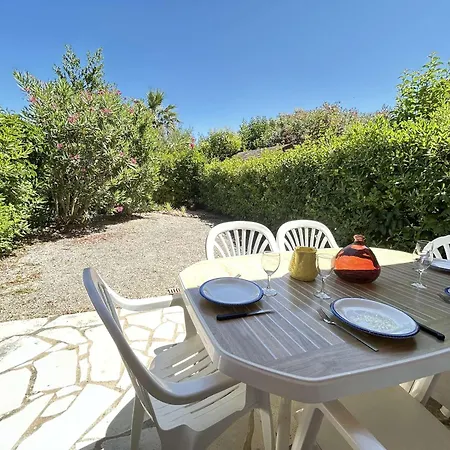 Maxime : 2 Pieces Avec Terrasse A 200m De La - Fr-1-226-563